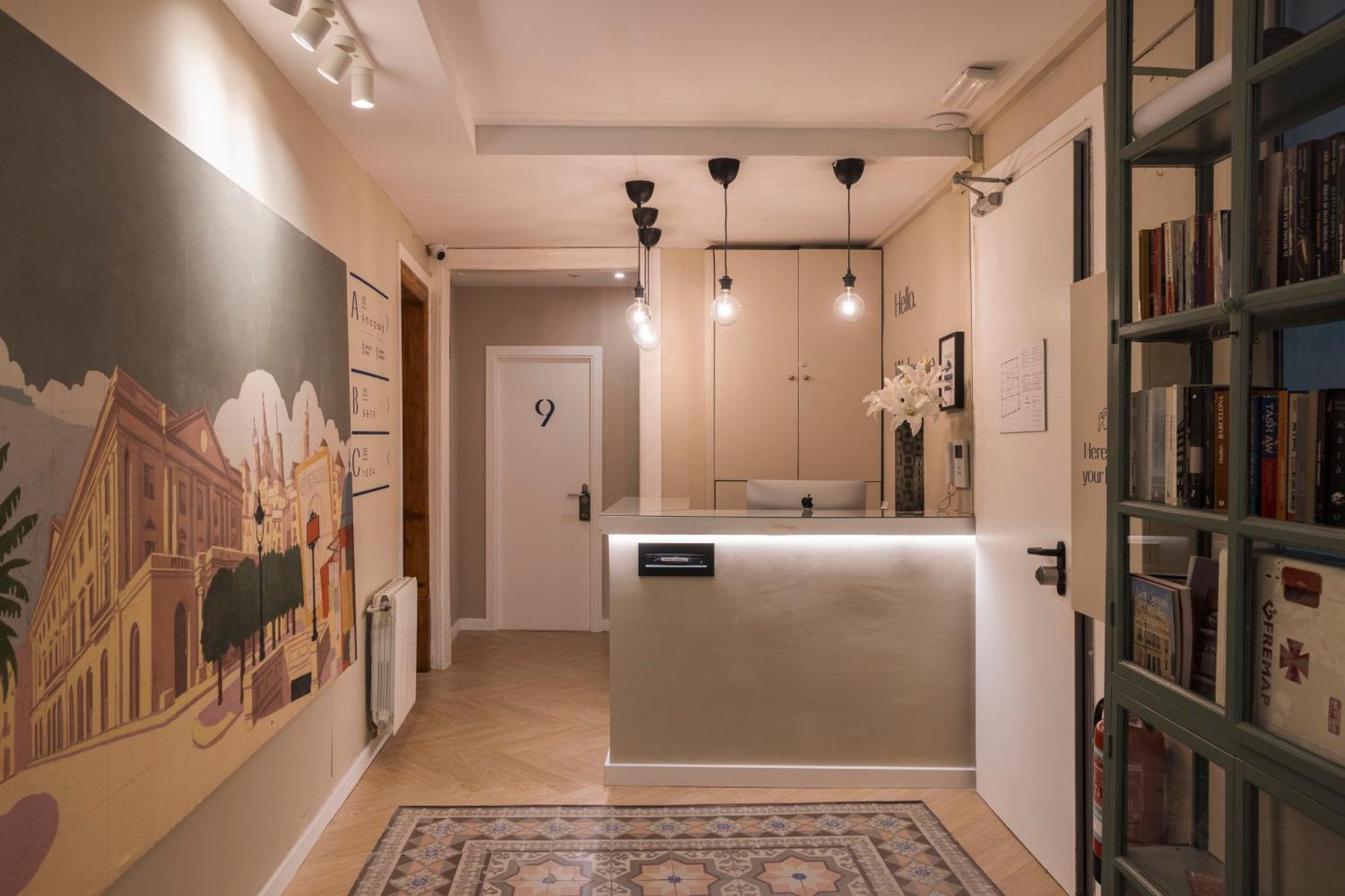 Hostal Sol Y K Барселона Экстерьер фото